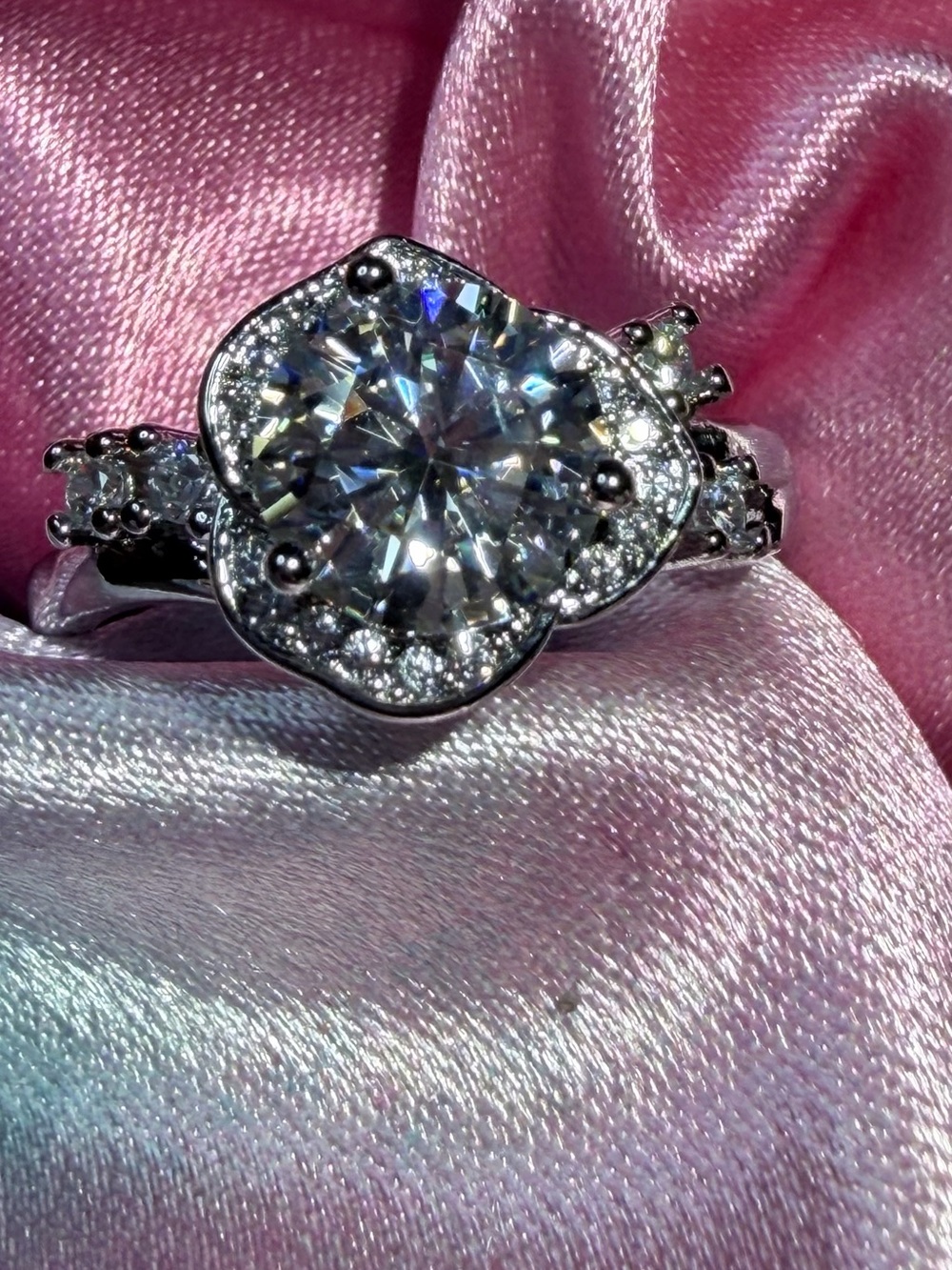 New Unique Round Moissanite Ring w Flower Shaped Halo w Stone Accents on Band